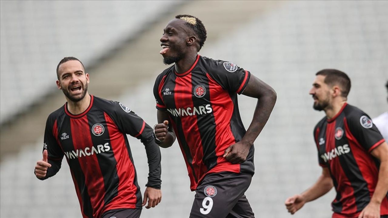 Samsunspor - Fatih Karagümrük maçı hangi kanalda, nerede izlenir? Canlı yayın bilgileri belli oldu