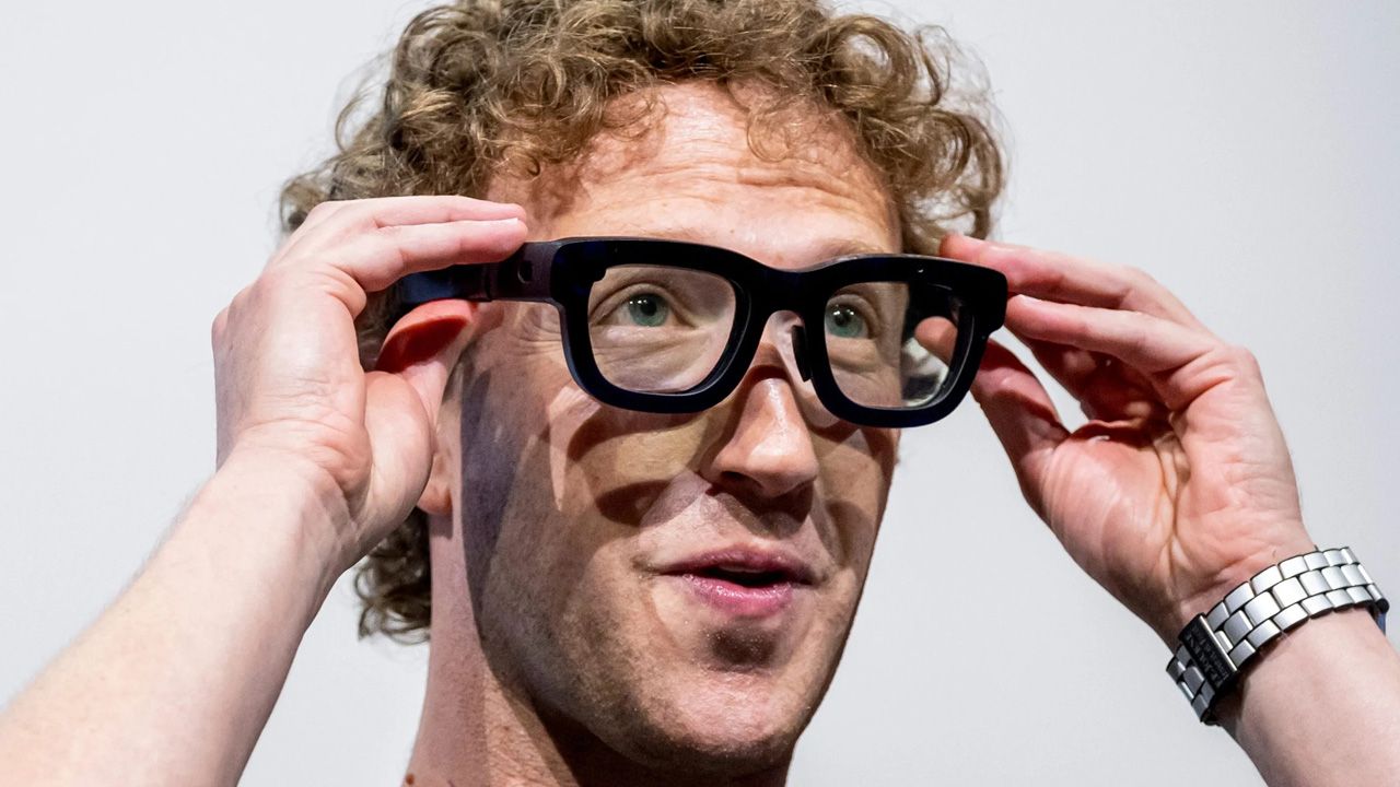 Telefonların yerini alabilir! Gözlükle görüntülü görüşme devri