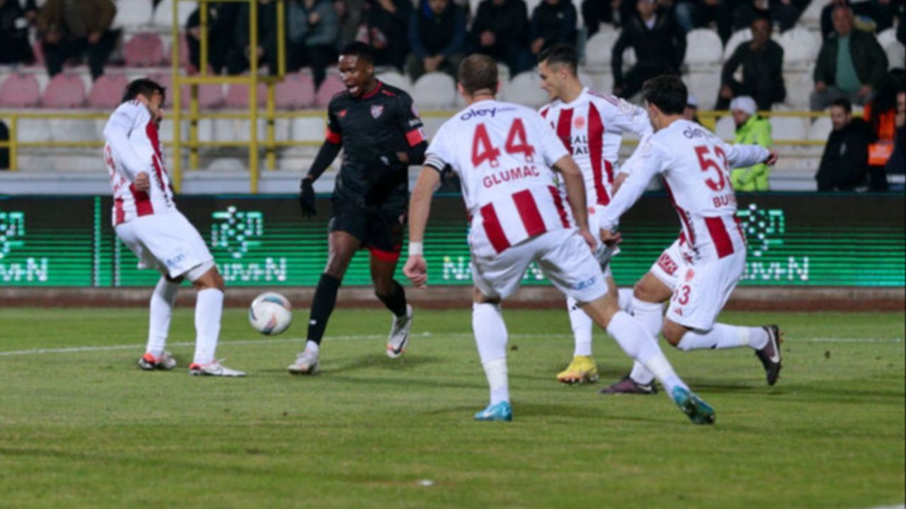Boluspor - Ümraniyespor maçı hangi kanalda, saat kaçta, nerede izlenir? Şifresiz canlı yayınlanacak!