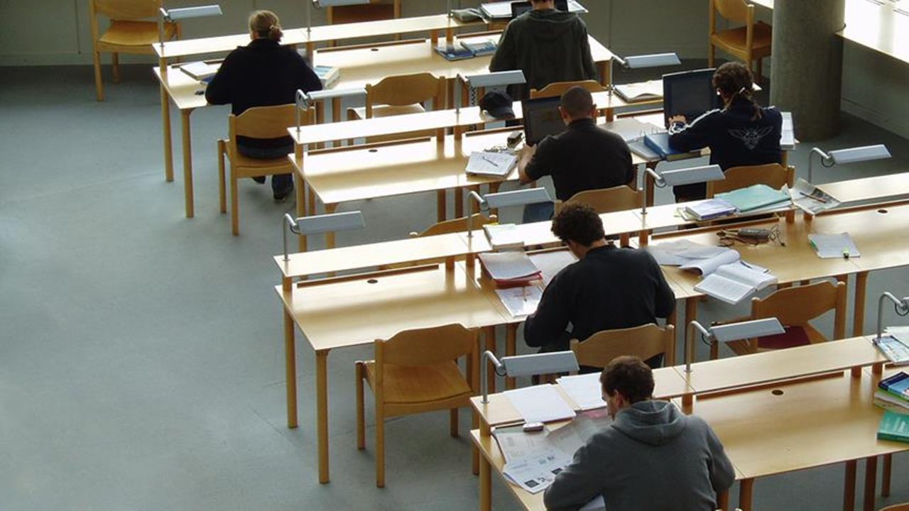 İBB Genç Üniversiteli Burs başvuruları ne zaman, nereden yapılacak? İBB bursluluk belgesi araştırılıyor