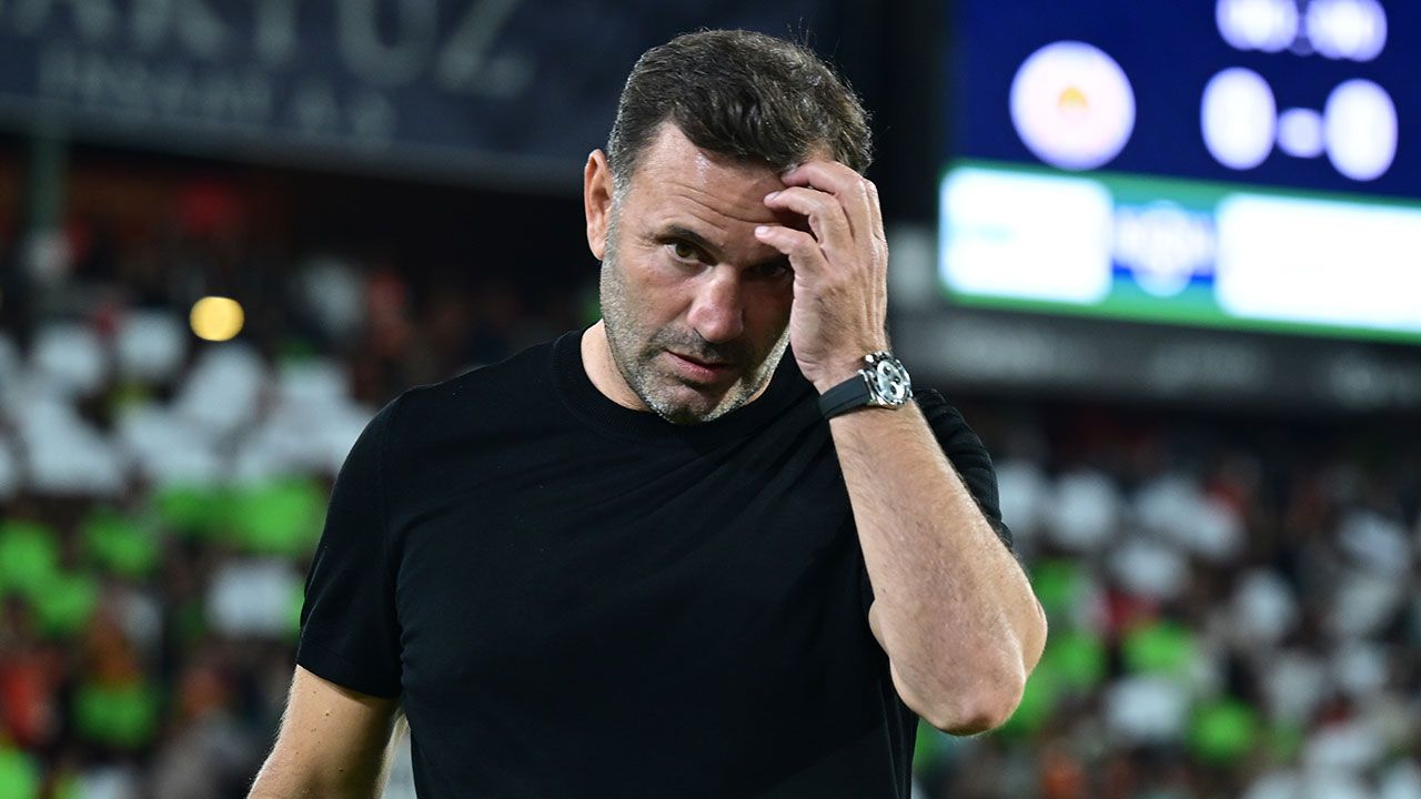 Okan Buruk korkutan haberi verdi: Soyunma odasında baygınlık geçirdi