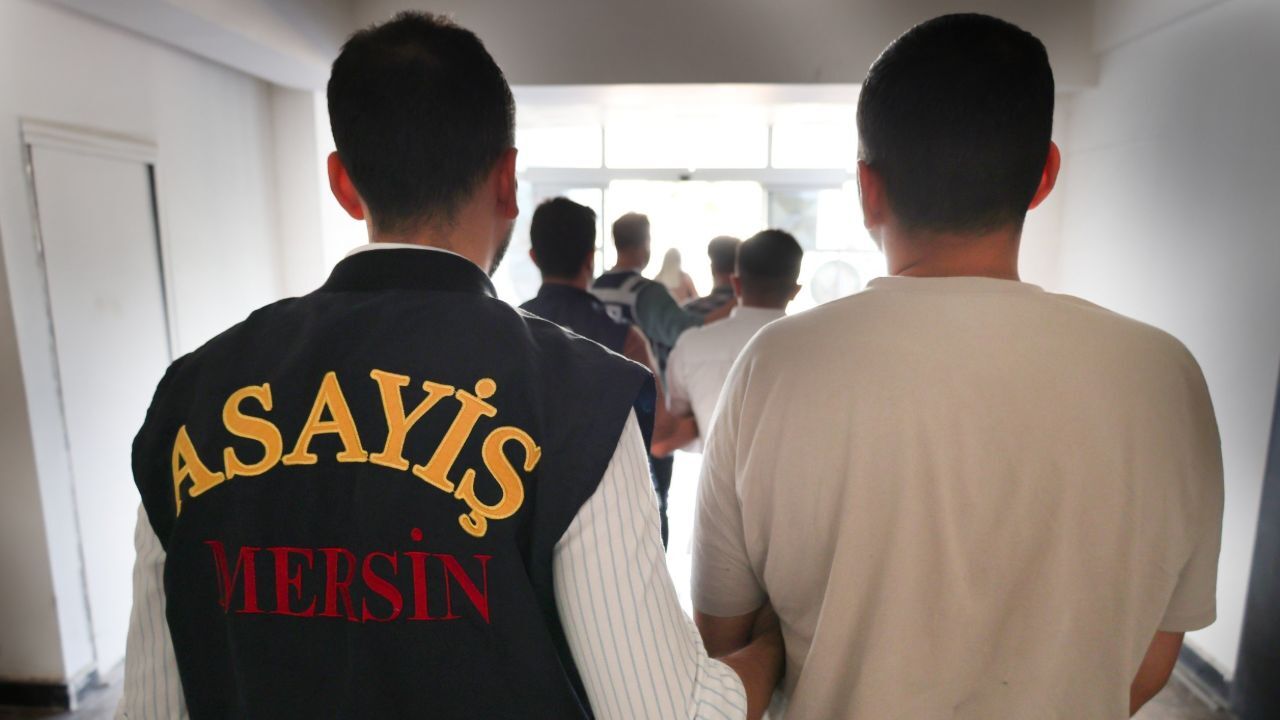 2 milyon 600 bin liralık 'sahte polis' vurgunu! Üç şüpheli tutuklandı