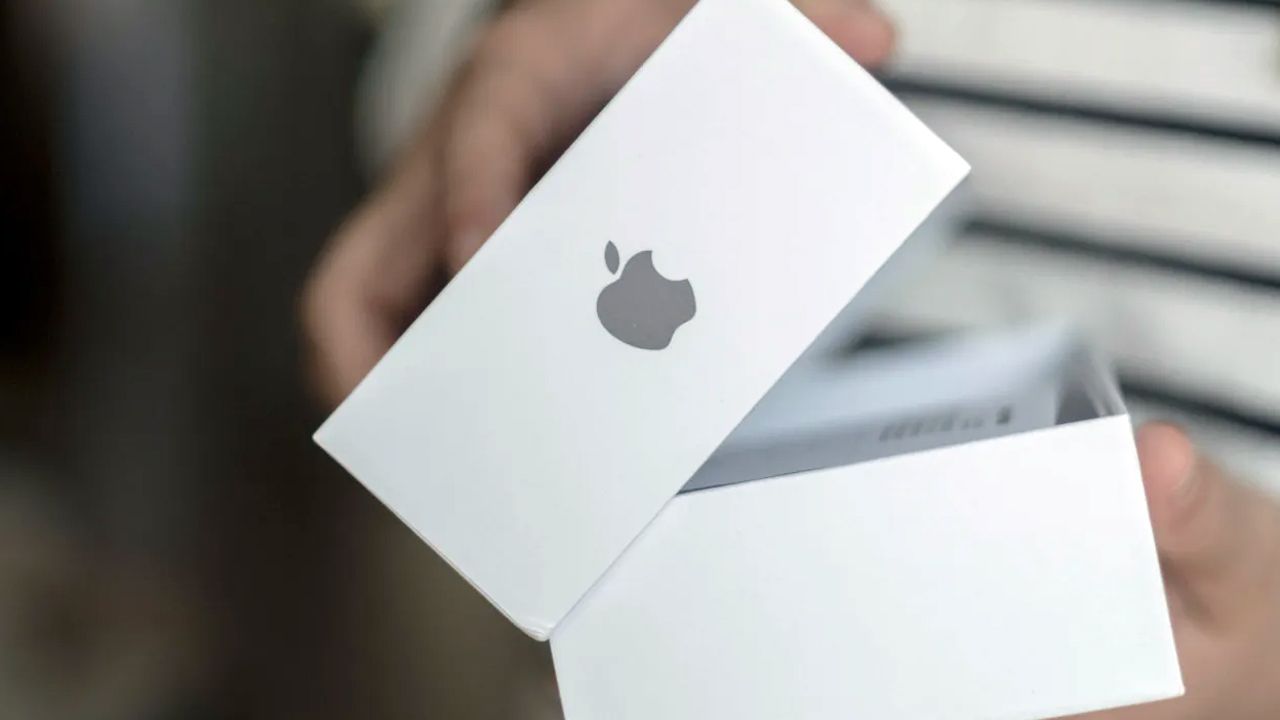 iPhone 17 diye satın aldı, kutudan çıkanı görünce hayatının şokunu yaşadı