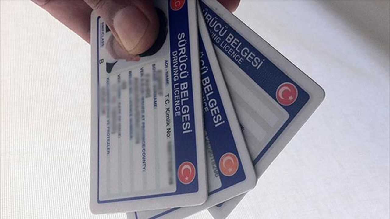 Ehliyet yenileme ne zaman bitecek? 2025 ehliyet yenileme son tarih