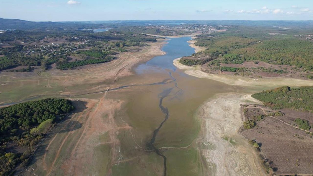 İstanbul da kuraklıktan nasibini aldı! En büyük baraj bile alarm veriyor