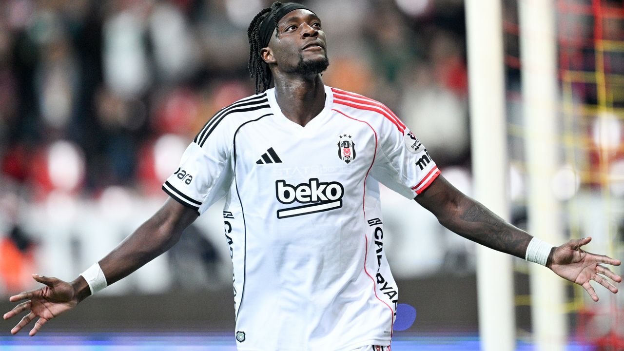 Beşiktaş'ta Abraham'ın son durumu: Derbi öncesi son idmanda takımla çalıştı