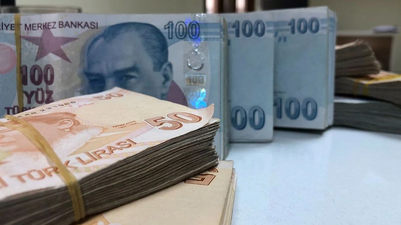 Hazine, bono ihalesiyle 42,4 milyar lira borçlandı