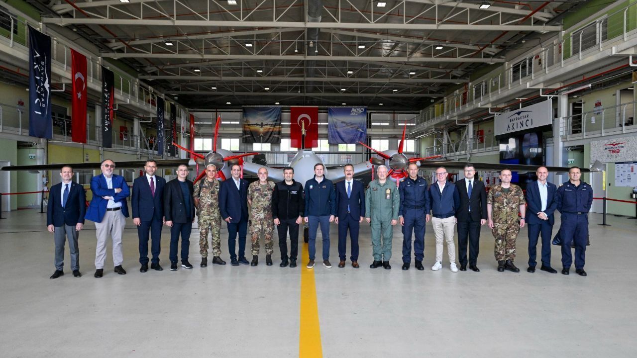 Baykar'a İtalya'dan üst düzey ziyaret: Bayraktar TB3, AKINCI ve KIZILELMA'dan özel uçuş
