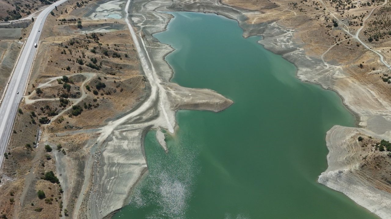 Bir kent için alarm verildi: Su seviyesi diplerde!