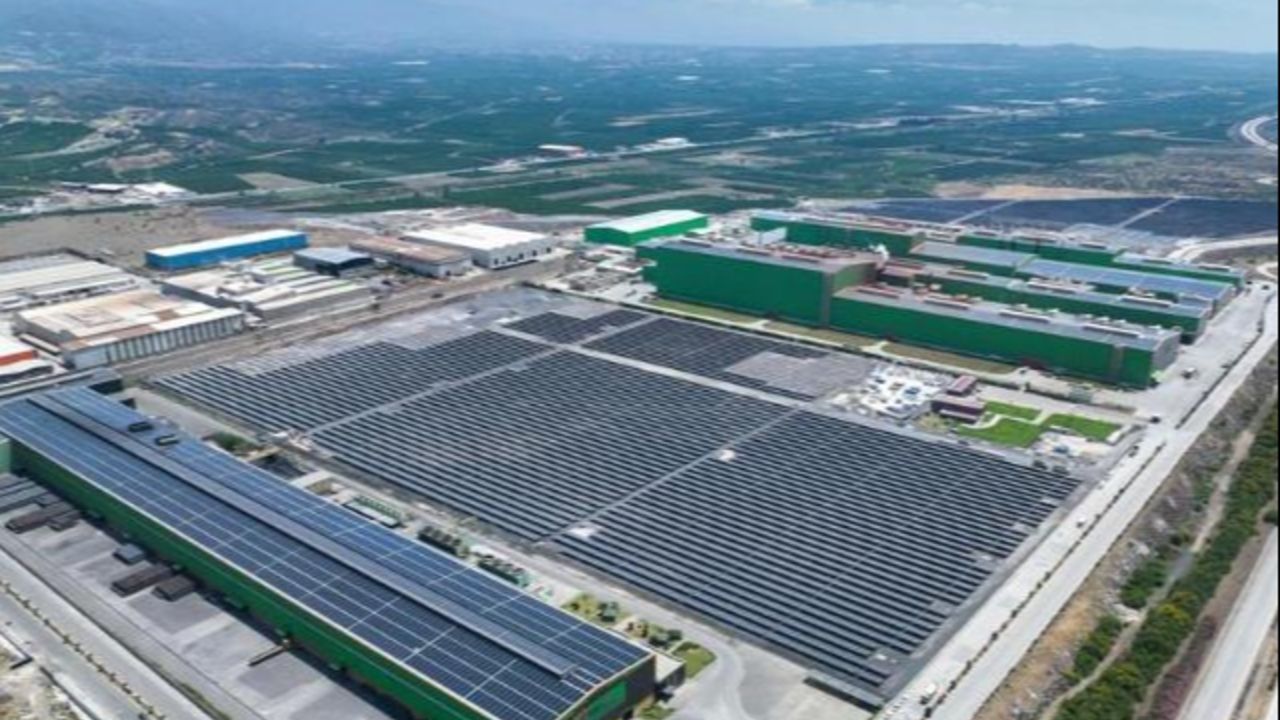 Tosyalı’dan bir ilk! Cüruftan depreme dayanıklı asfalt üretti