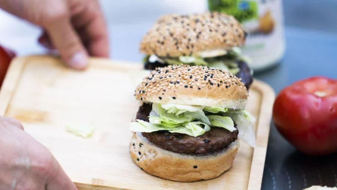 AP’den şaşırtan karar: 'Vegan burger' artık yasak!