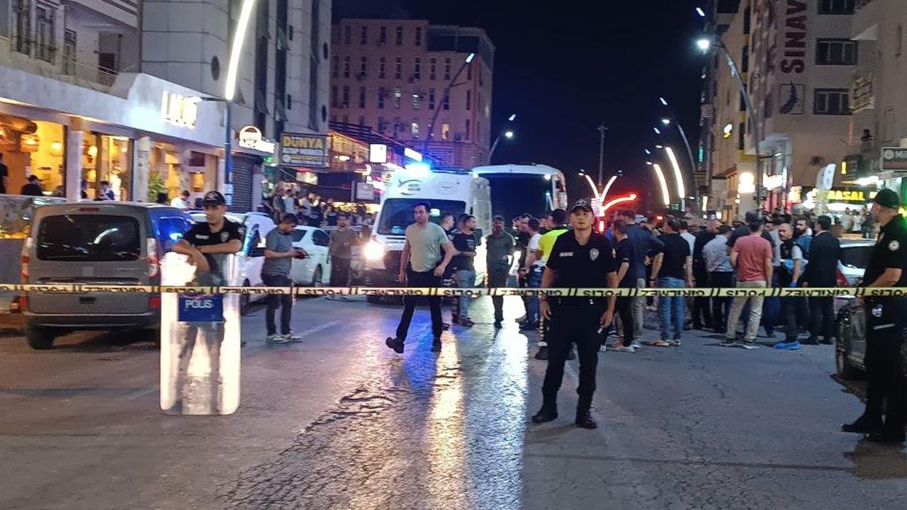 Batman'da iki grup arasında kavga: 1'i polis, 8 kişi yaralandı