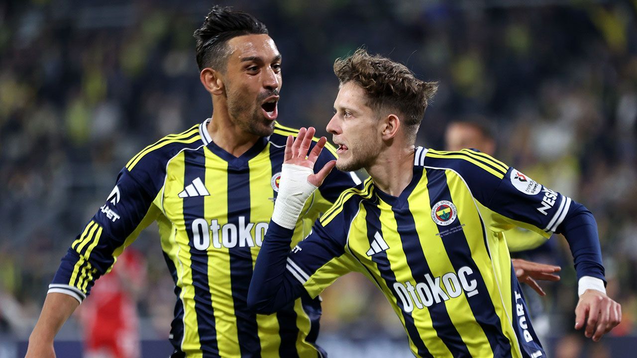 Fenerbahçeli yıldızdan ayrılık hamlesi: Transfer planı ortaya çıktı