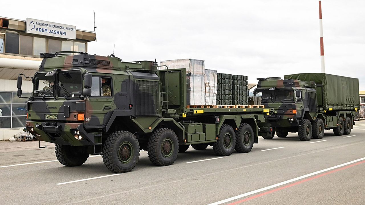 Kosova, Türk üretimi binlerce kamikaze dronu aldı! Teslimatı bizzat Başbakan karşıladı