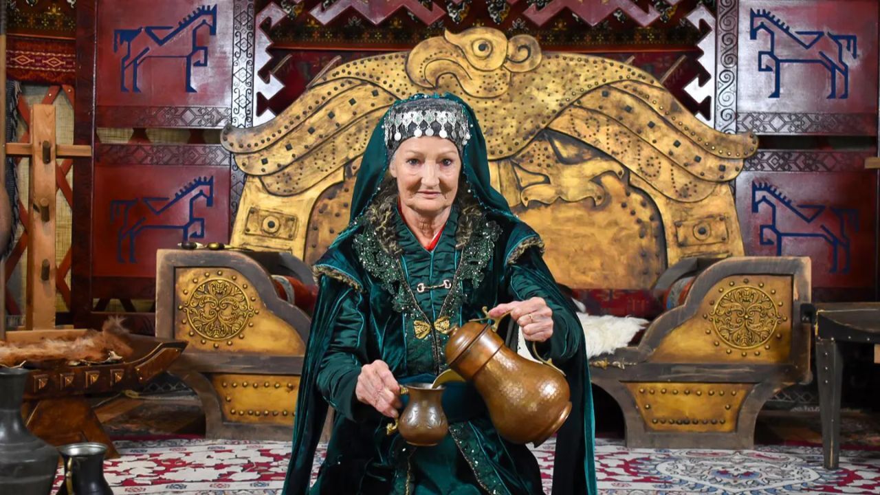 Kuruluş Osman'dan etkilenen İskoç kadın Müslüman oldu