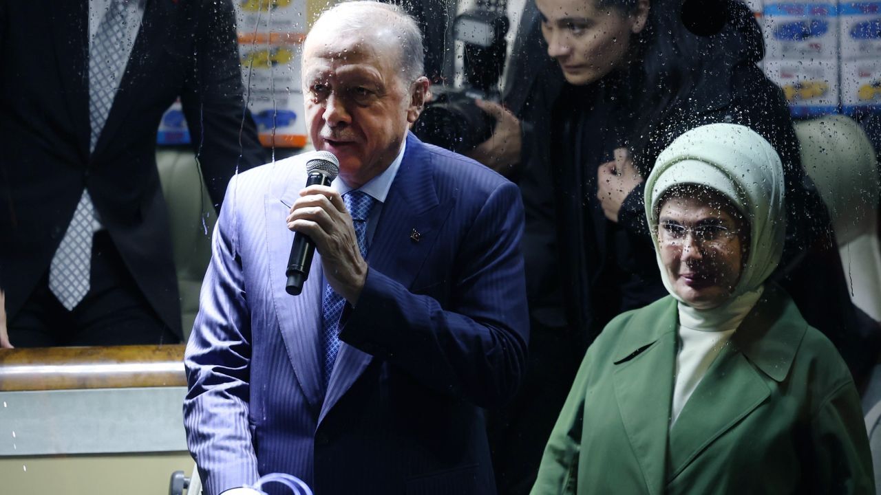 Cumhurbaşkanı Erdoğan Rize'de: Afet bölgesine gideceğiz