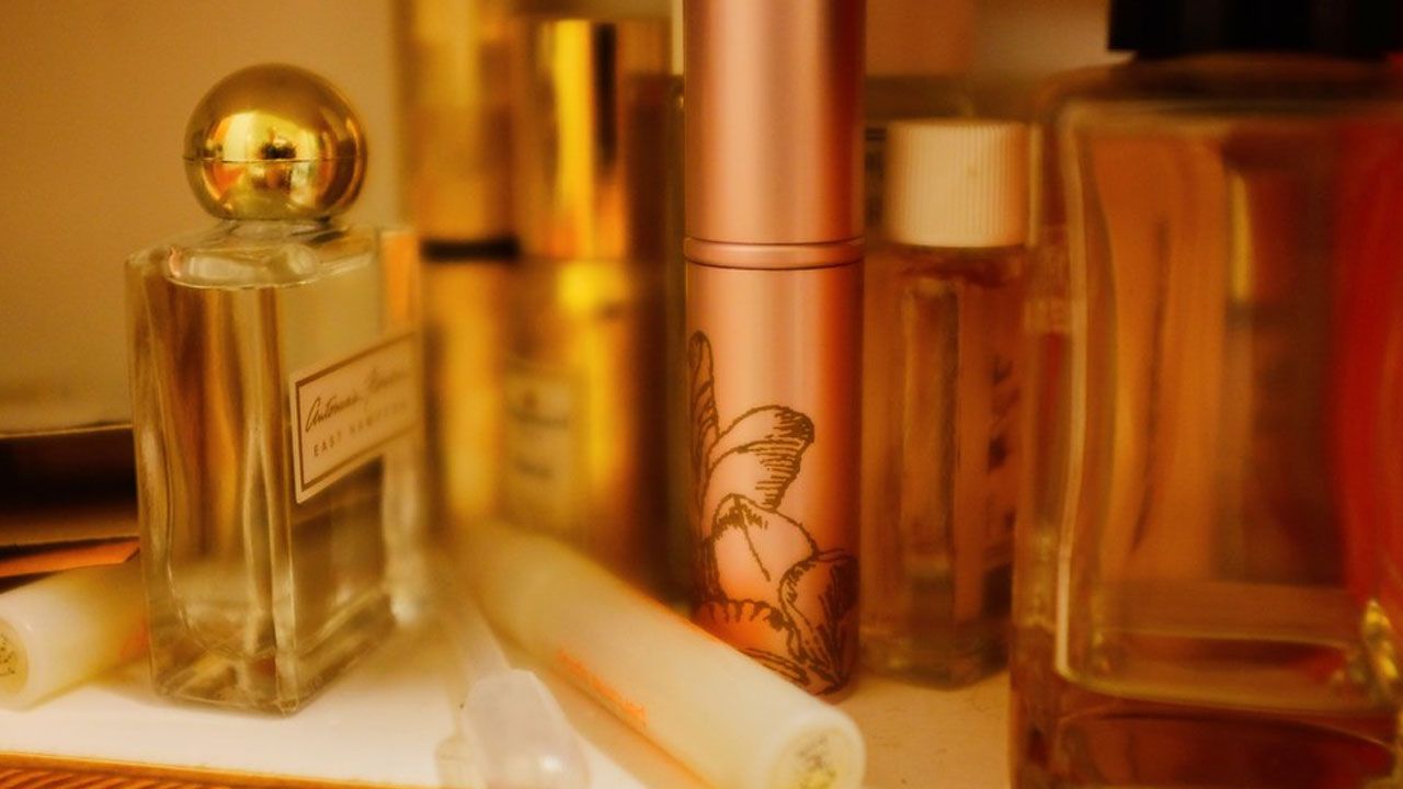 3 araçta 550 bin liralık kaçak parfüm! Jandarma harekete geçti