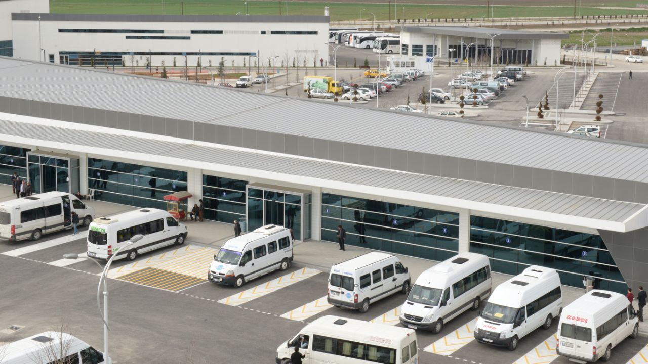 Çorum otogarında büyük soygun! Görevli, hesabına 1,5 milyon lira geçirmiş