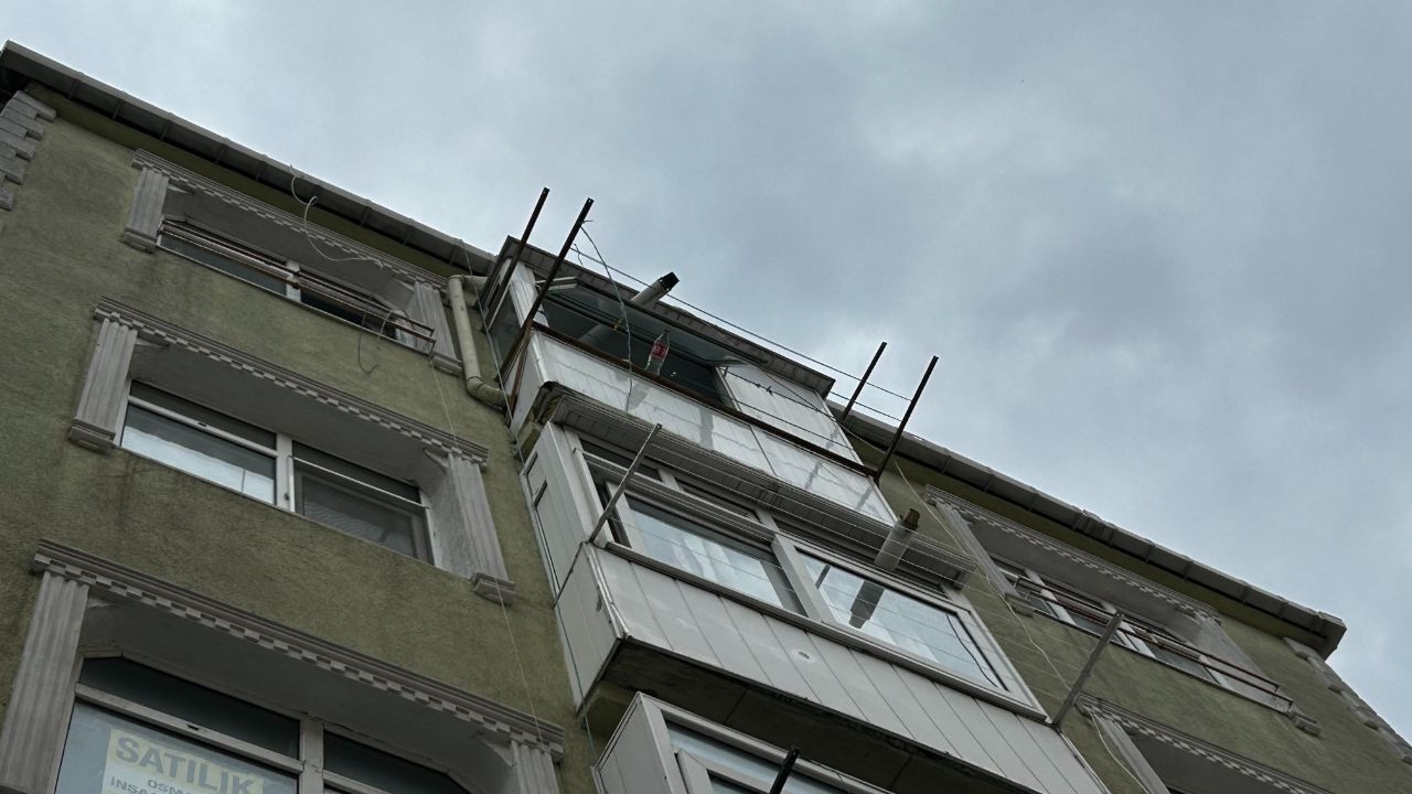 Fatih’te sır ölüm... Gece 5. kattan düştü, sabah mahalle ayağa kalktı!