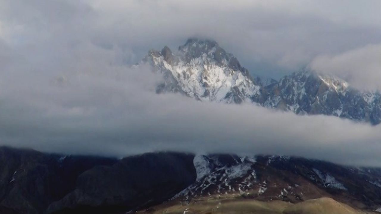 Aladağlar'da zamana karşı yarış! Tipide kaybolan 4 öğrenci kurtarıldı