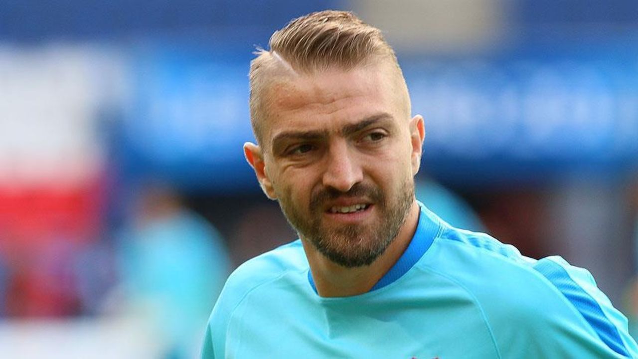 Caner Erkin neden ceza aldı, kaç maç oynamayacak?