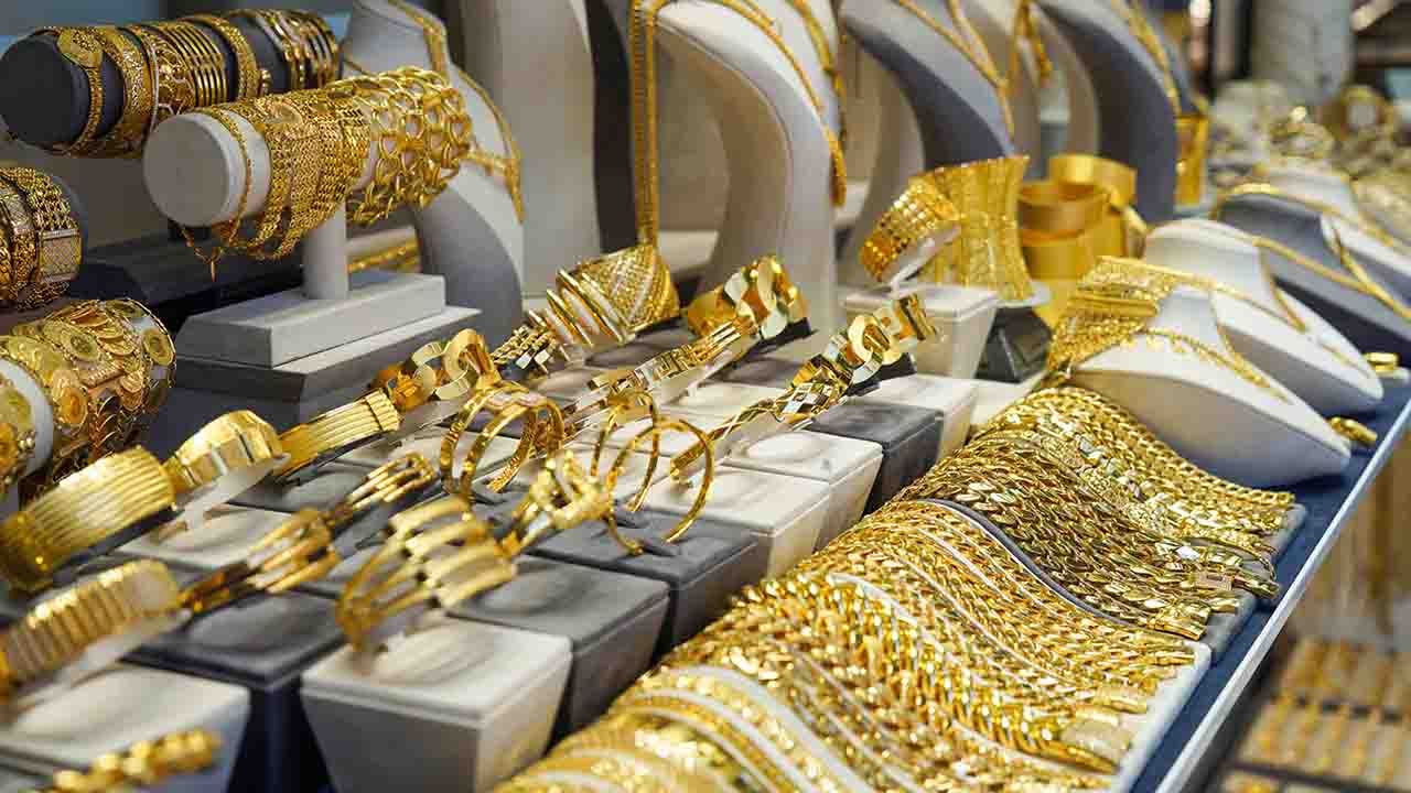 Altın haftaya rekorla başladı! Ons ve gramda yeni zirve