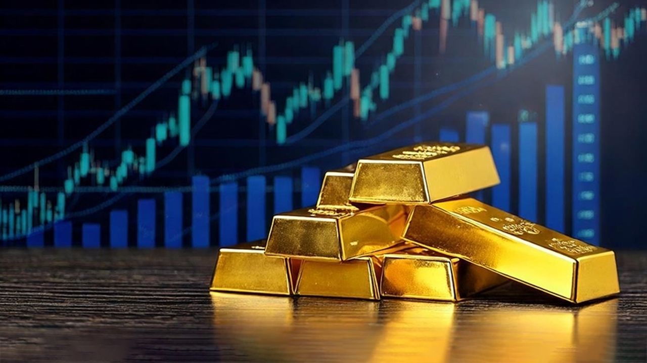 Yatırımcılar merak ediyor! İki dev bankadan 2026 için altın tahmini