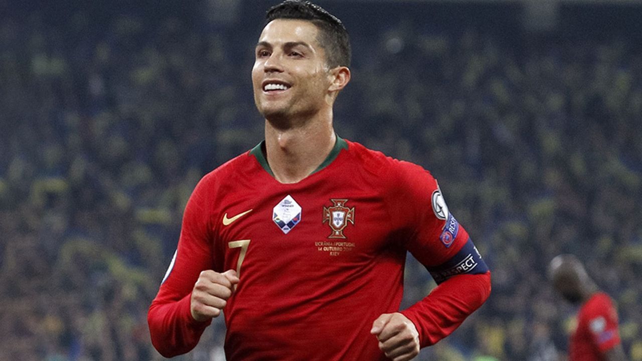 İki attı, bir rekor daha kırdı! Cristiano Ronaldo'nun '1000 gol' hedefinde son durum