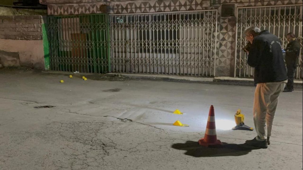 Kayseri'de sıcak saatler! Gece yarısı evi kurşuna dizildi, polis peşinde