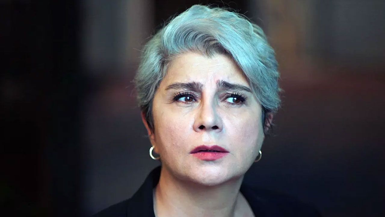 Oyuncu Devrim Yakut kansere yakalandı! “Annemi bu rahatsızlıktan kaybettim”