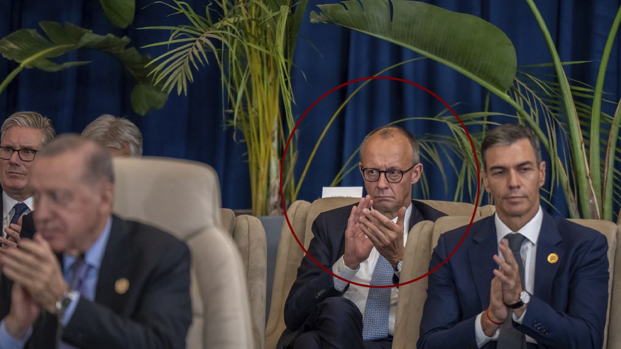 Alman gazeteciden kendi hükümetine eleştiri: Yerimiz saksının yanı