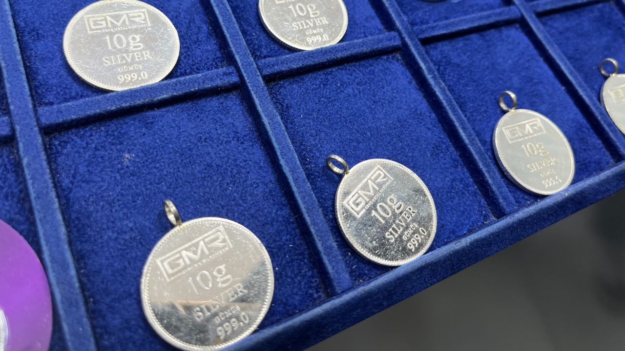 Altın yükseliş durmuyor, gümüş takılar rağbet görüyor! 8 ayda yüzde 65 kazandırdı