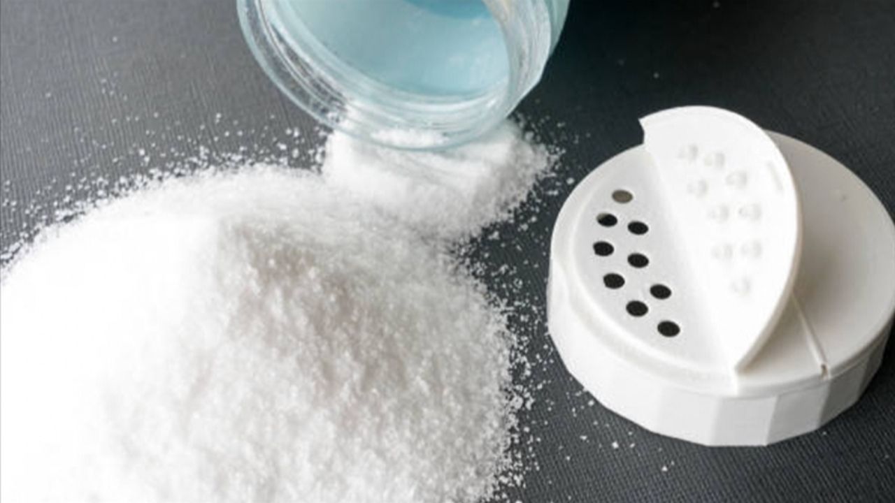 Bebek pudrasında kanser riski! Binlerce kişi ünlü markaya dava açtı