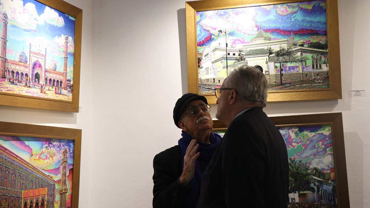 Paris'te "İslam'da Camiler" sergisi açıldı! Fransa'da Müslüman sanatçılara ilgi artıyor