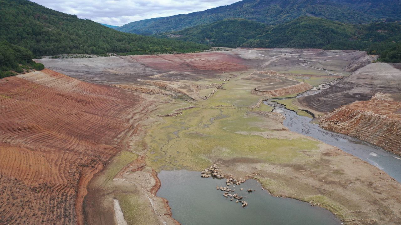 Bursa'da su krizi derinleşiyor! Şehrin iki büyük barajı tamamen kurudu