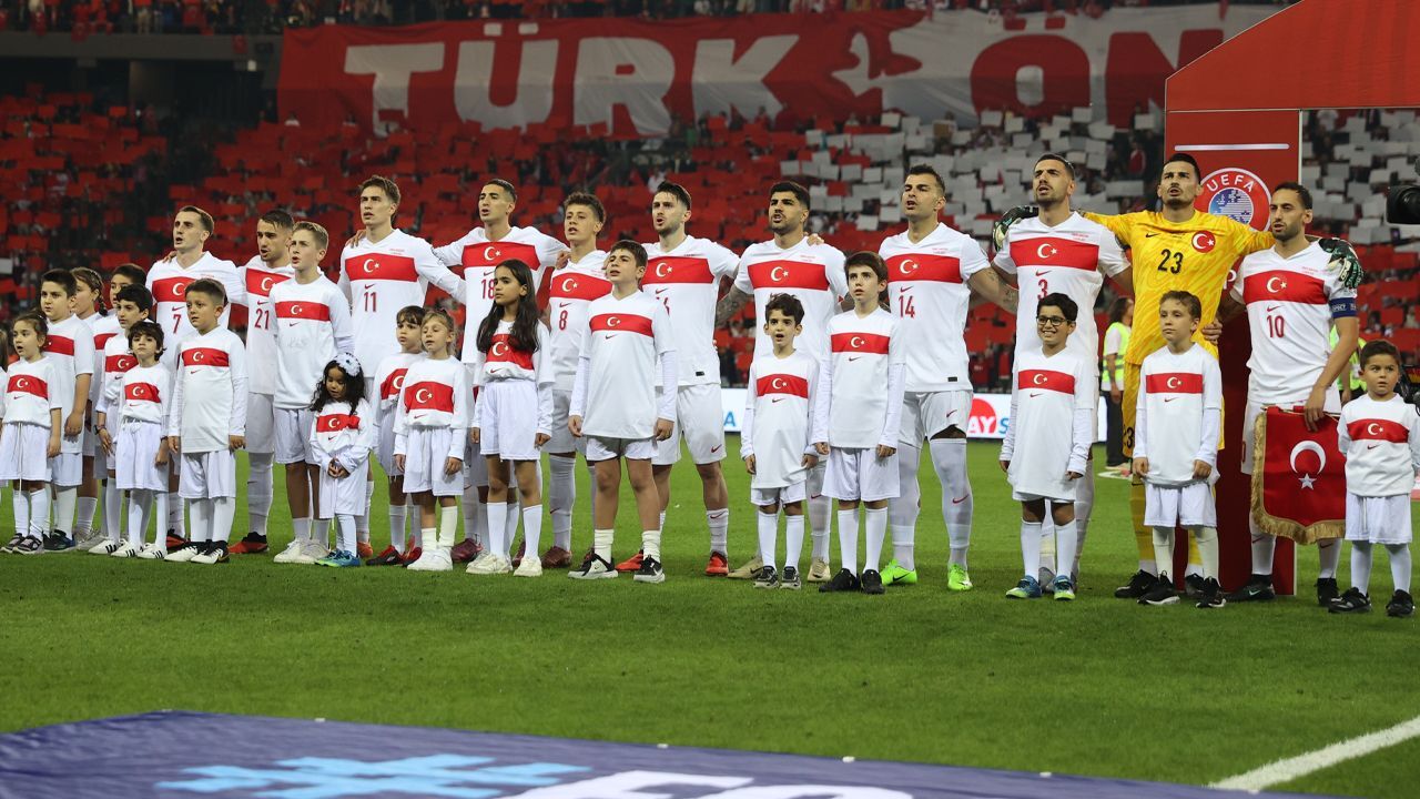 FIFA dünya sıralaması açıklandı: Türkiye bir basamak yükseldi