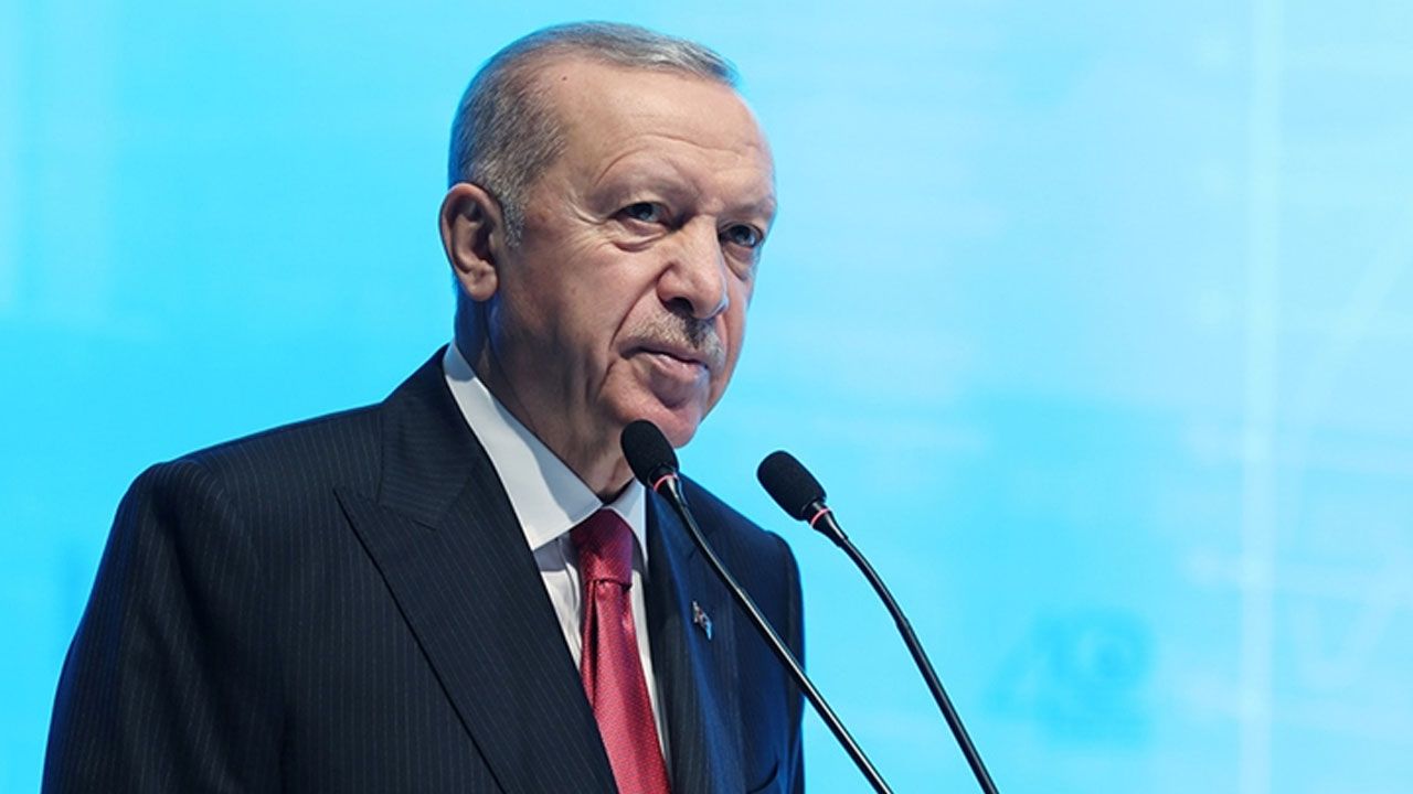 Cumhurbaşkanı Erdoğan'dan Toprak Razgatlıoğlu’na tebrik