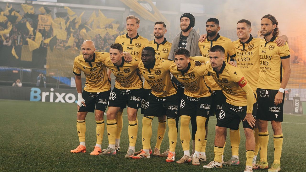 Avrupa'da tarihi şampiyonluk: 813 kişilik köy takımı Mjällby, Devler Ligi'ne gidiyor