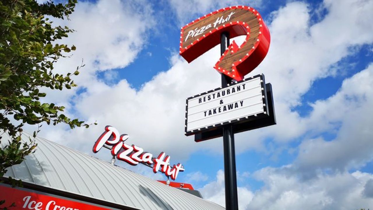 Ünlü pizzacıda 68 şube kapatılıyor! Bin 200 kişi işsiz kalacak