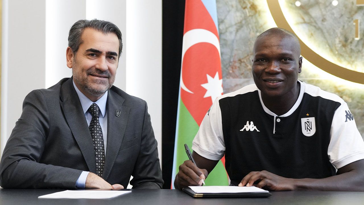 Vincent Aboubakar imzayı attı, formayı giydi