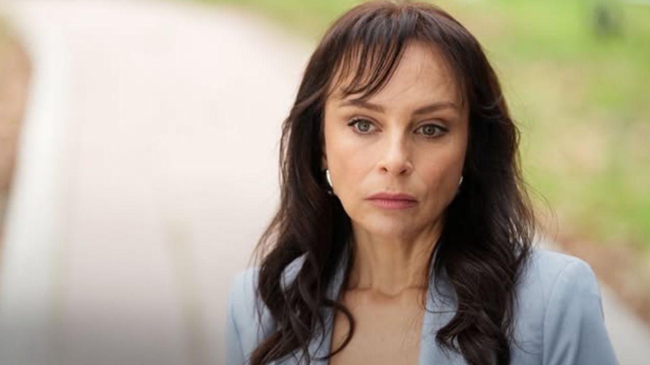 Hande Dane kimdir, hangi dizilerde oynadı? Kıskanmak dizisinin Aslıhan