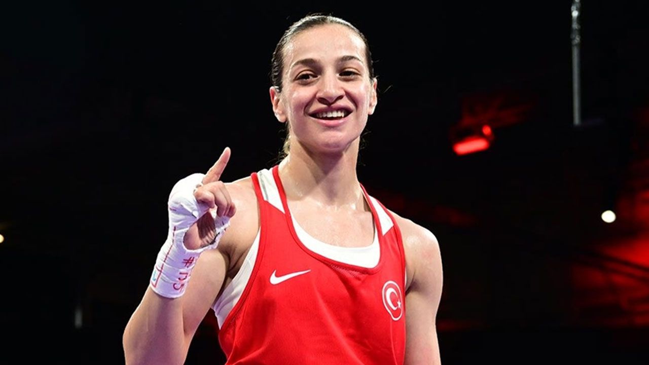 Milli boksör Buse Naz Çakıroğlu, dünyanın zirvesine yerleşti