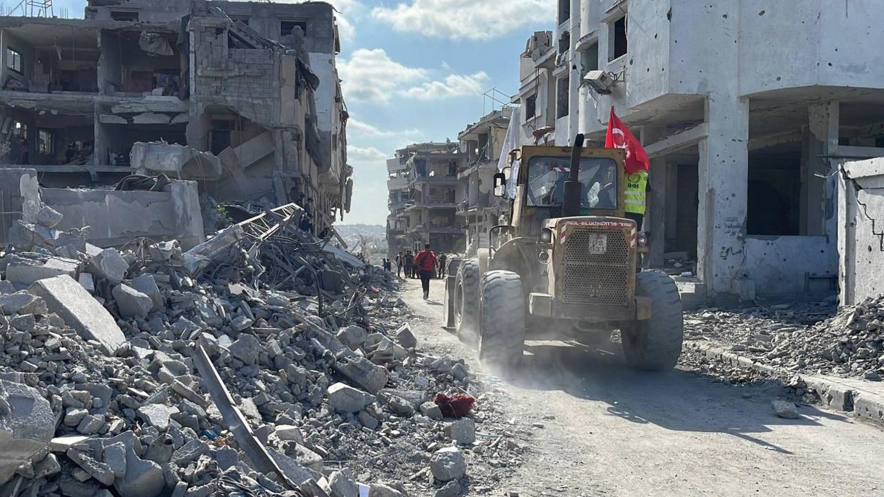 Gazze’de dalgalanan Türk bayrağı katilleri korkuttu! “Türklerin burada olması tam anlamıyla bir felaket”