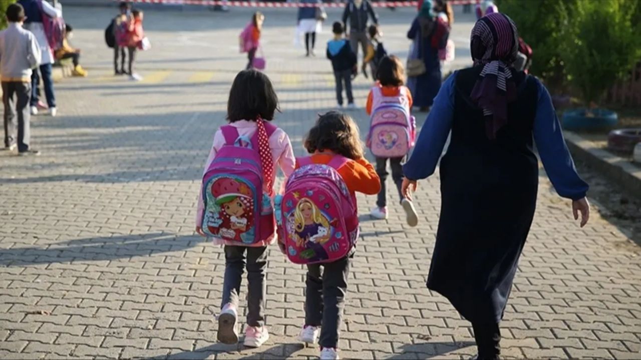 Okullar artık erken mi kapanacak? İstanbul’da bugün okullar tatil ilan edildi