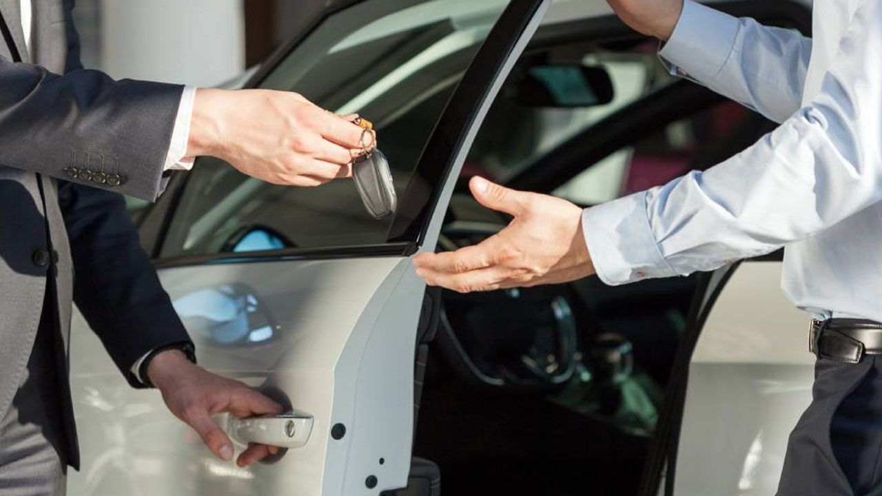 Ticaret Bakanlığı hiçbirine acımadı: Kayıt dışı ikinci el araç satışına ceza yağdı!