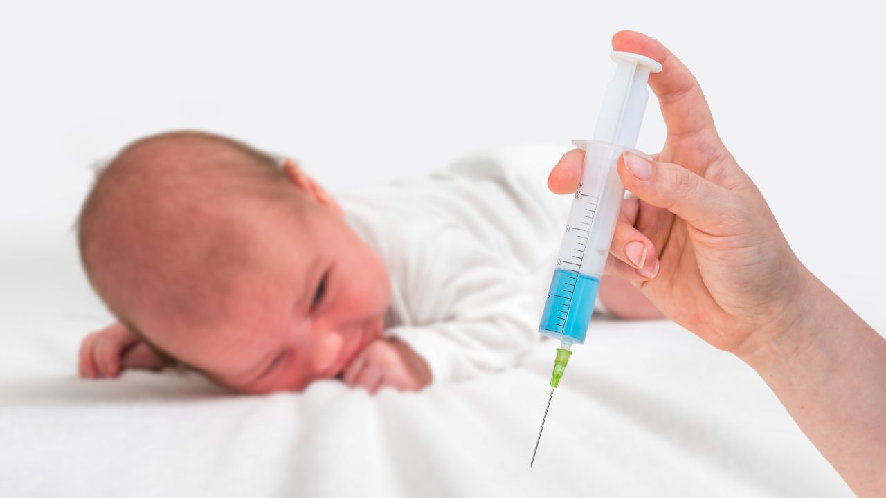 Bebeklere menenjit aşısı tavsiyesi