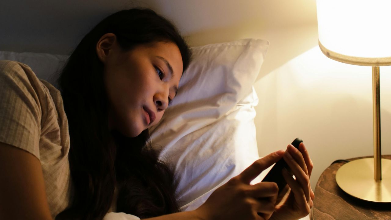 Gece lambaları masum değil! Kalp hastalığı riskini yüzde 50 artırıyor