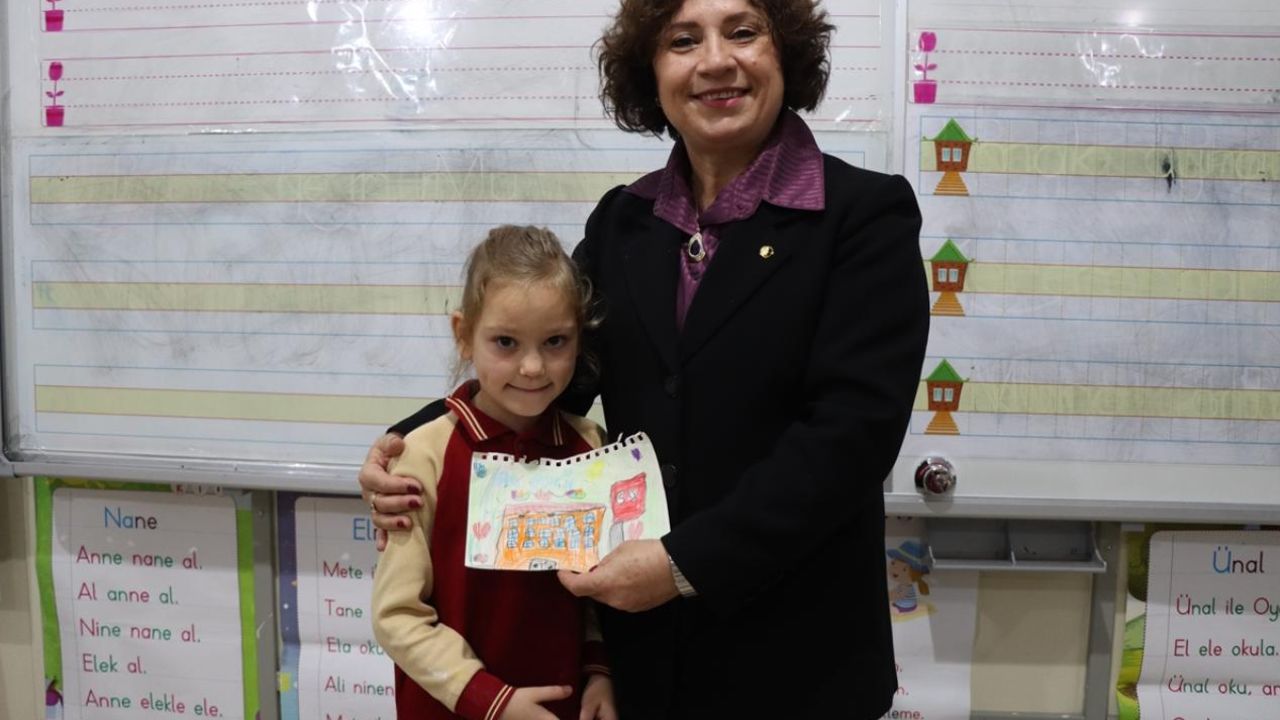 24 Kasım Öğretmenler Günü resmi tatil mi? İşte 2025 yılı resmi tatil takvimi