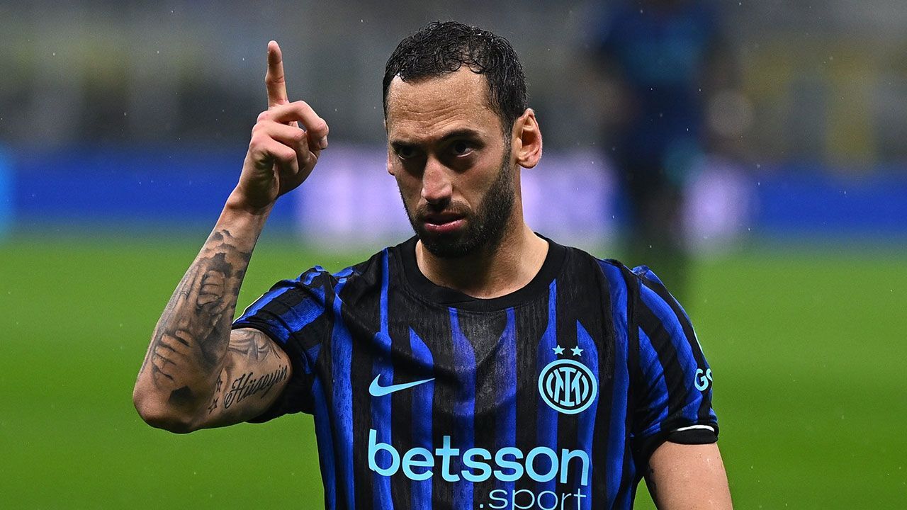 Hakan Çalhanoğlu şov yaptı, Inter evinde fark attı! Edin Dzeko...