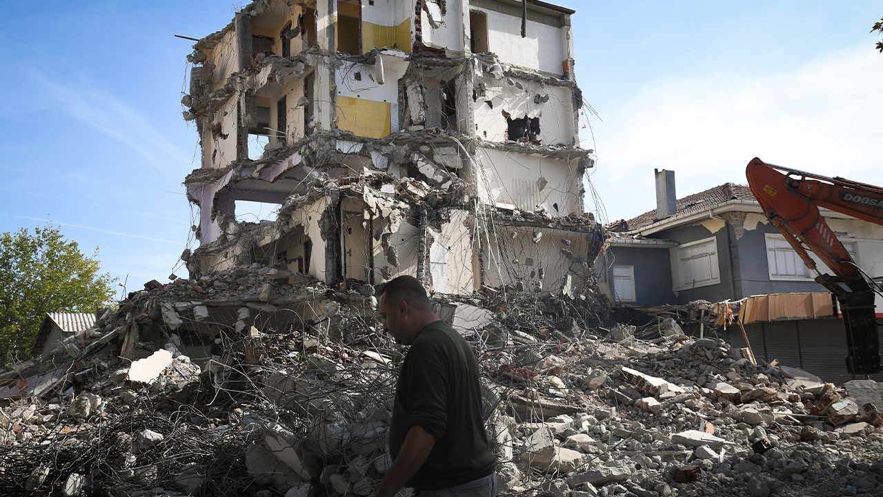 Balıkesir Sındırgı’da artçılar yayılıyor, bazı faylar tetikte! "6.3